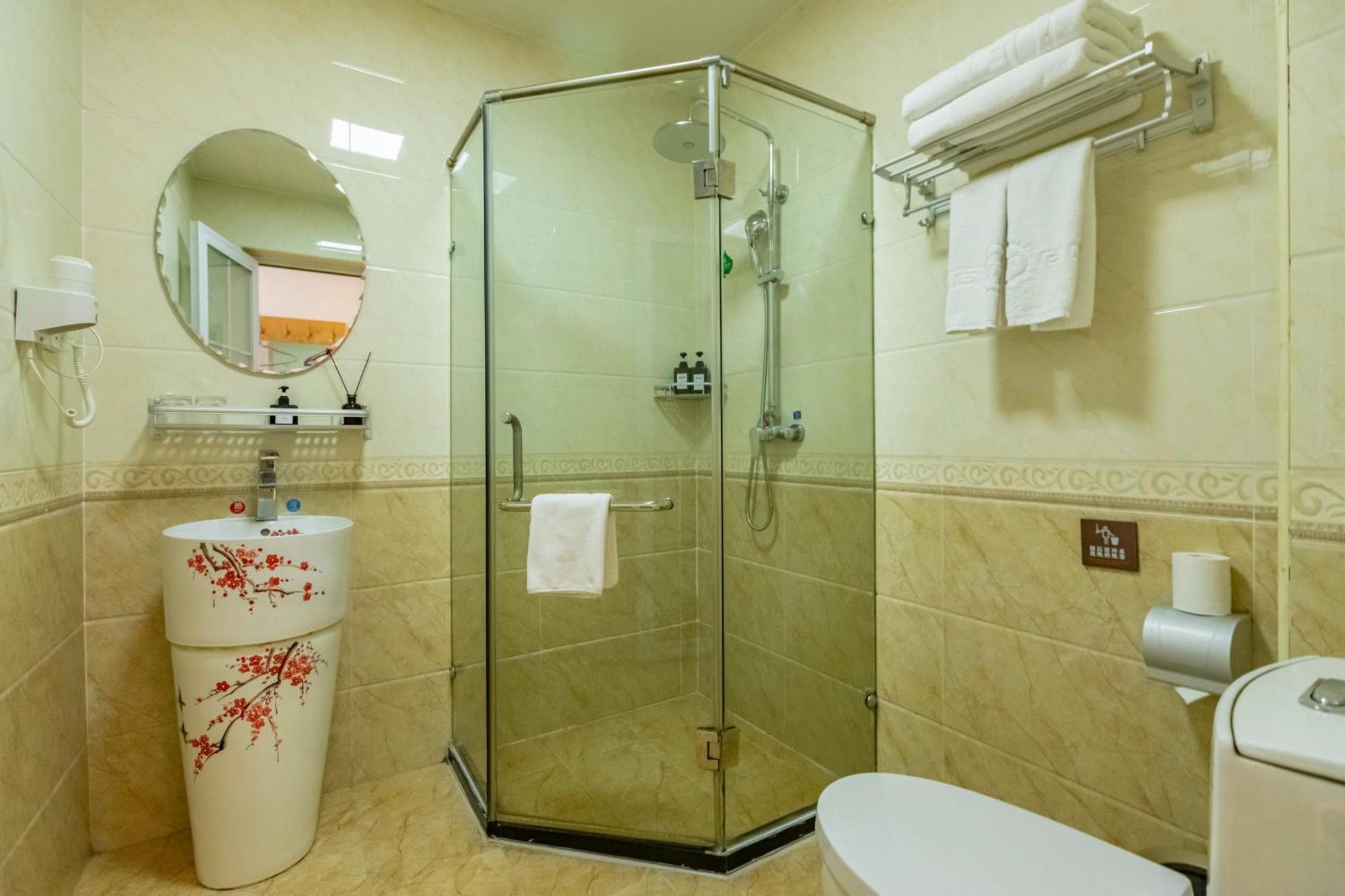 Happy Dragon City Center Alley Hotel -In The City Center With Big Window&Heater, Ticket Service&Free Coffee&Food Recommendation,Near Tian Anmen Forbiddencity,Easy To Get Traditional Walking Area&Shichahai Beijing Luaran gambar